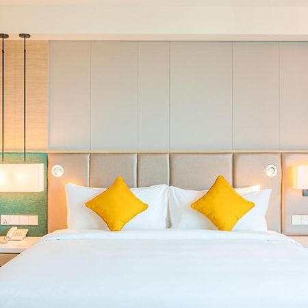 ซีแล็กซ์ โฮเทล แอนด์ เรสซิเดนซ์ Hotel ย่างกุ้ง ภายนอก รูปภาพ