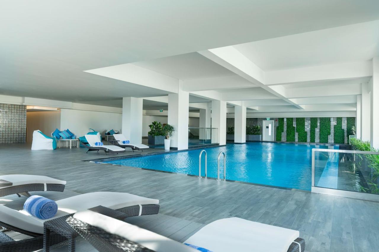 ซีแล็กซ์ โฮเทล แอนด์ เรสซิเดนซ์ Hotel ย่างกุ้ง ภายนอก รูปภาพ