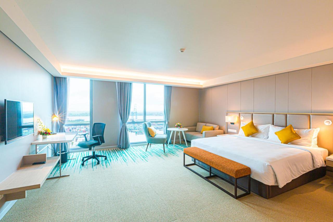 ซีแล็กซ์ โฮเทล แอนด์ เรสซิเดนซ์ Hotel ย่างกุ้ง ภายนอก รูปภาพ
