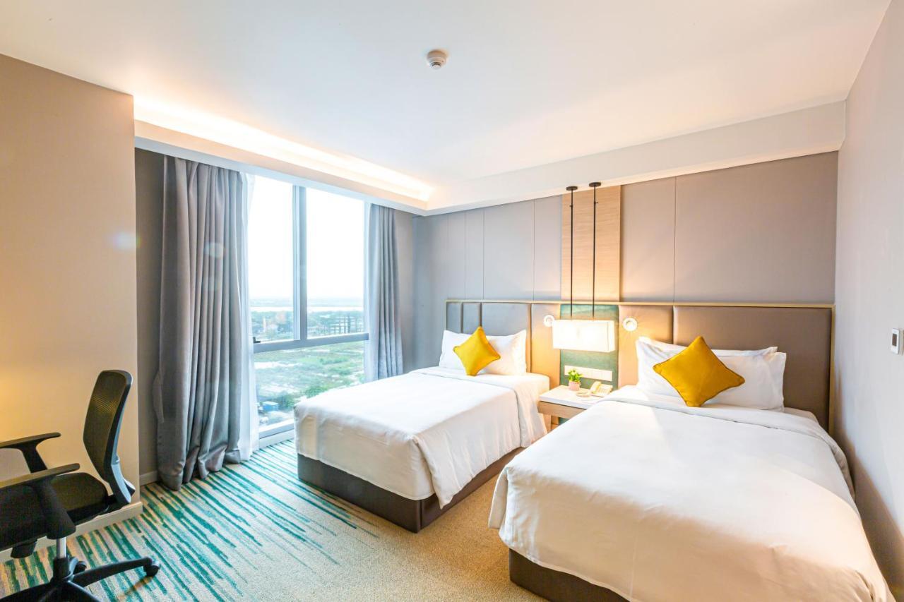 ซีแล็กซ์ โฮเทล แอนด์ เรสซิเดนซ์ Hotel ย่างกุ้ง ภายนอก รูปภาพ